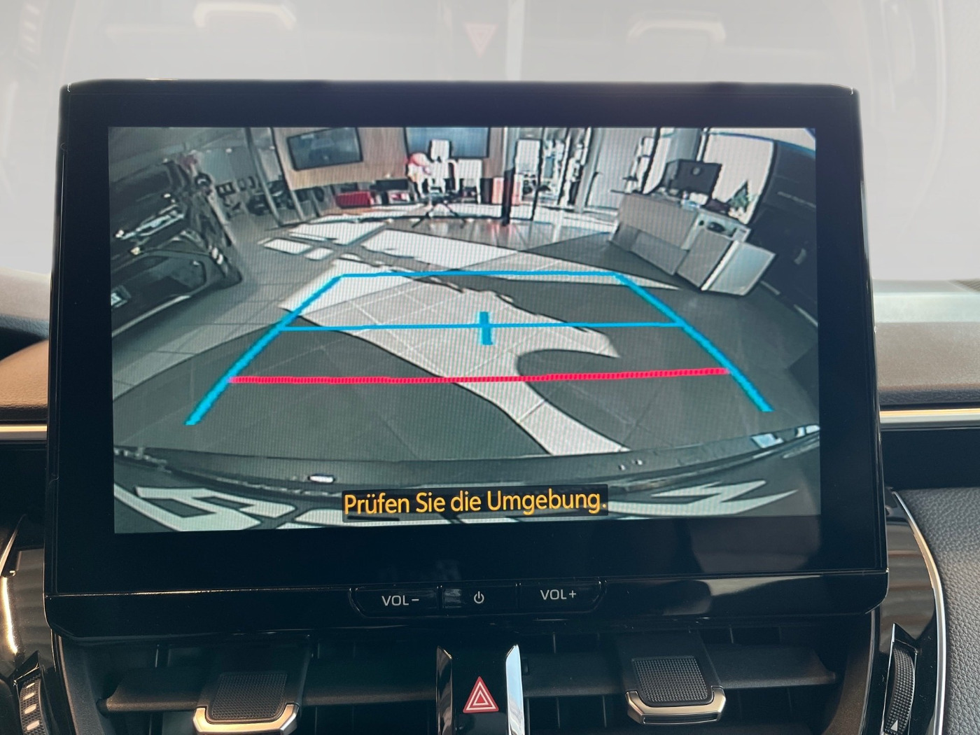 Foto 1 - Corolla Touring Sports 2,0 Hybrid TS Teamplayer mit Technik AUT, marlingrau