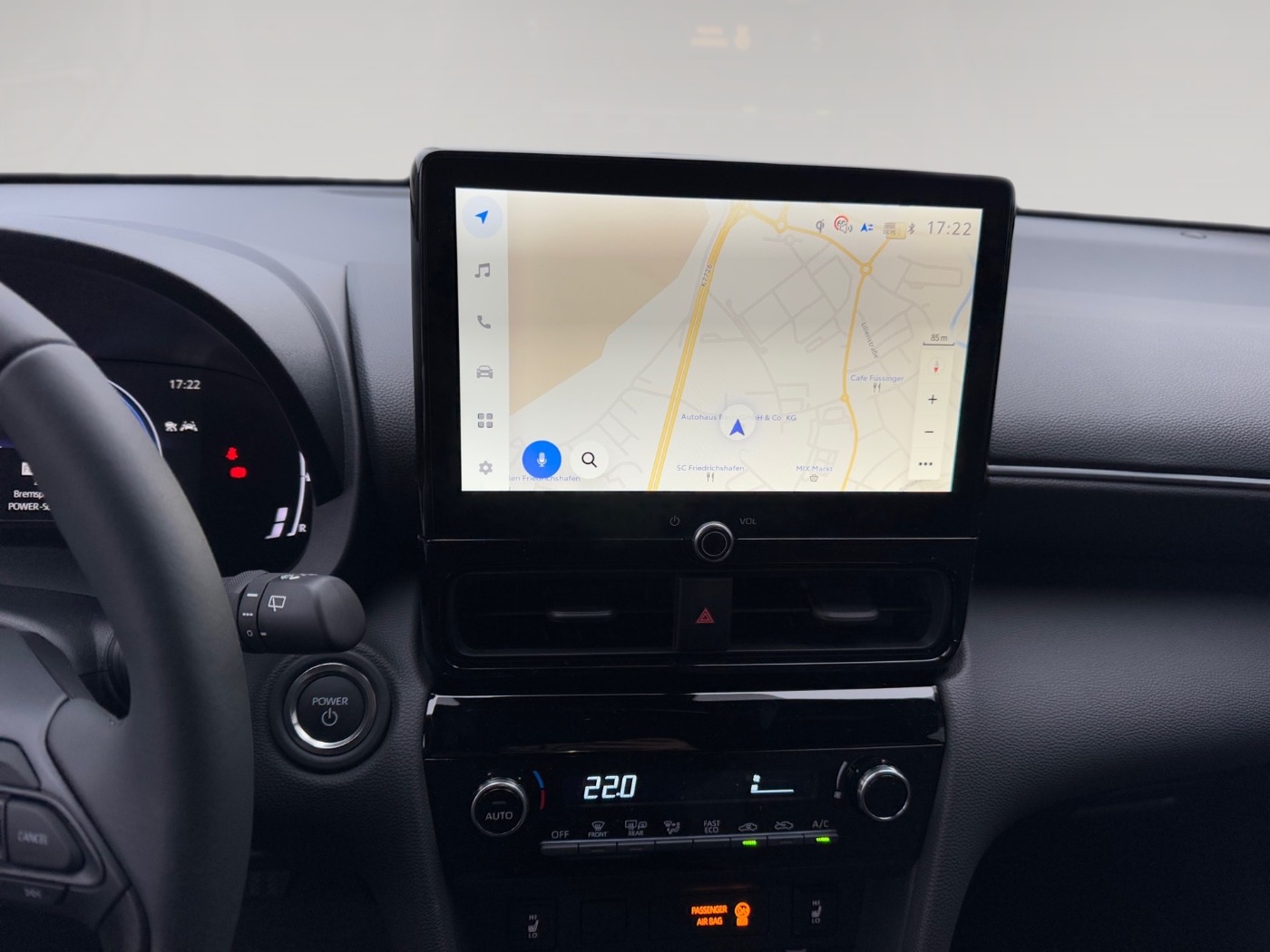 Foto 1 - Yaris Cross 1.5 Hybrid Teamplayer mit Winter-Pak, marlingrau