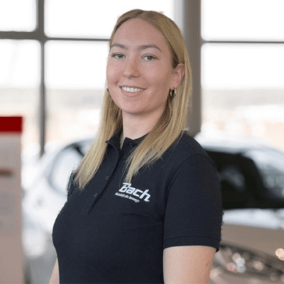 Denise Stenzel (Serviceassistenz) - Autohaus Bach GmbH & Co. KG
